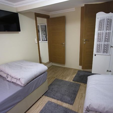 Istanbul Erasmus House Ξενοδοχείο Εξωτερικό φωτογραφία